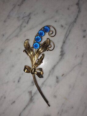 Vintage Blue Rhinestone Floral Brooch Gold Tone Estate Collection Piece
